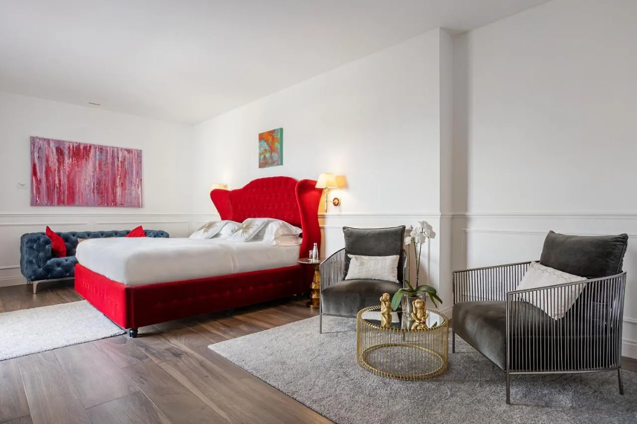 Monastero Dei Santi Hotel Rome 5*,